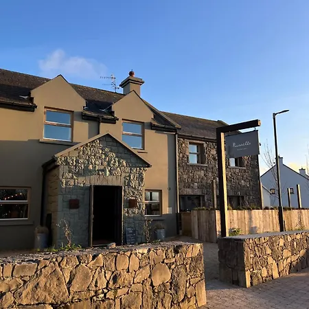 Fiddle + Bow 4* دولين