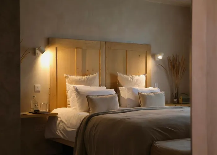 Fiddle + Bow Hotel 4*